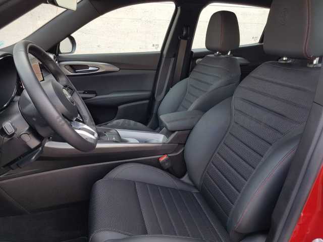 Alfa Romeo Tonale 1.6l - red