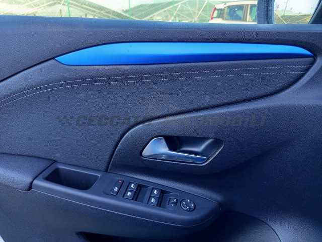 Opel Corsa 1.2l - blue