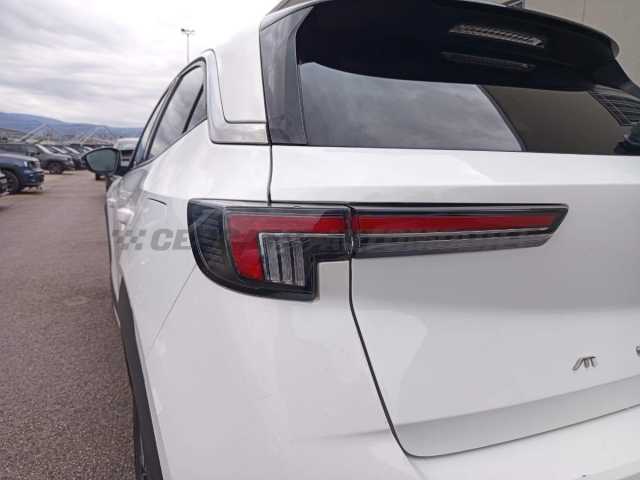 Opel Mokka 1.2l - white