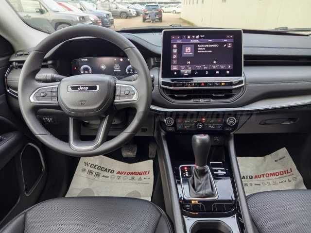 Jeep Compass 1.5l - white