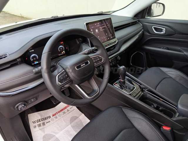 Jeep Compass 1.5l - white