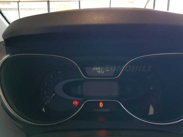 Renault Captur 1.5l - white