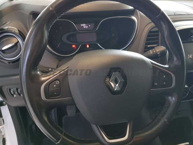 Renault Captur 1.5l - white