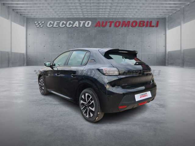 Peugeot 208 1.2l - black