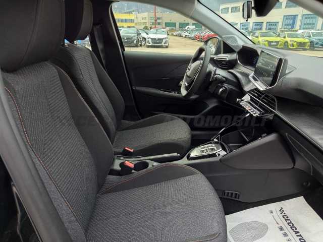 Peugeot 208 1.2l - black