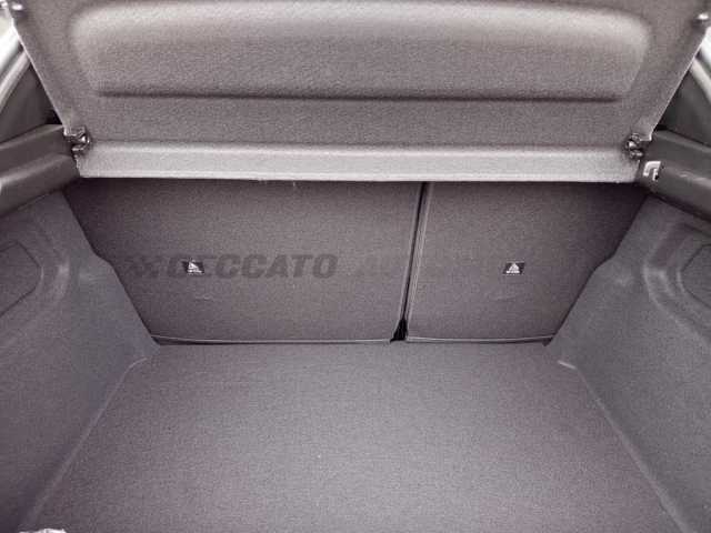 Peugeot 208 1.2l - grey