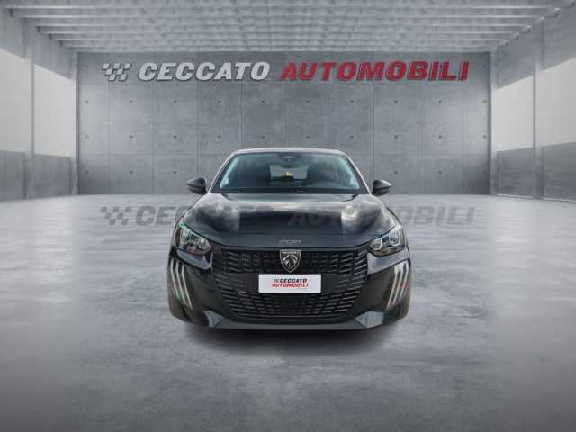 Peugeot 208 1.2l - black