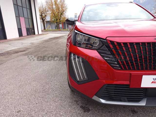 Peugeot 2008 1.2l - red