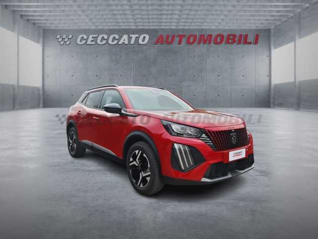 Peugeot 2008 1.2l - red