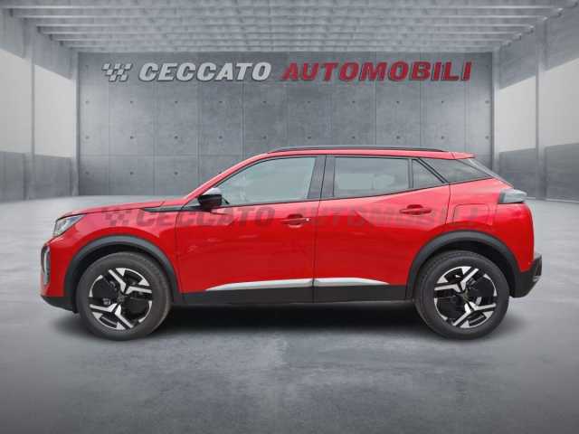 Peugeot 2008 1.2l - red