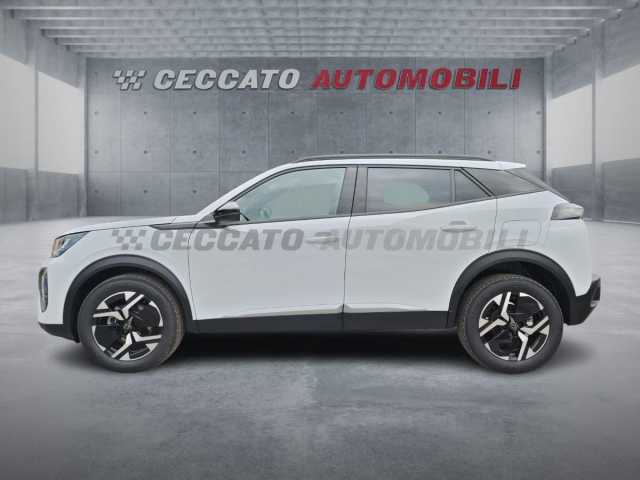 Peugeot 2008 1.2l - white