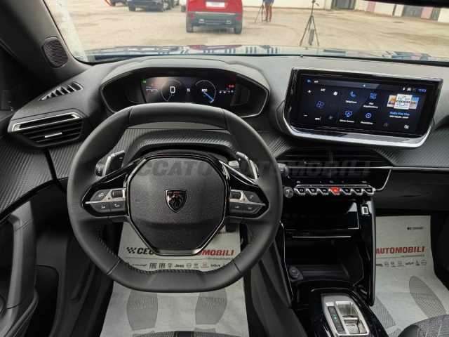 Peugeot 2008 1.2l - blue