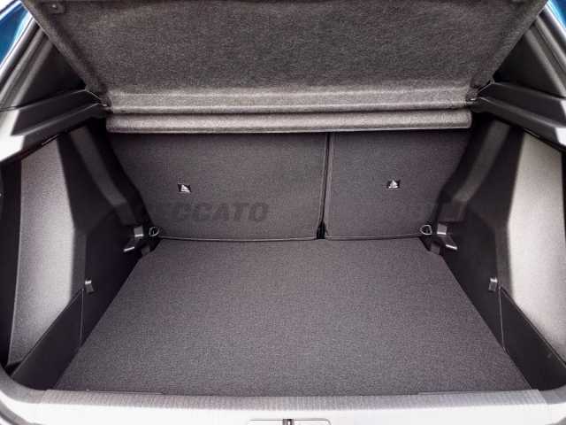 Peugeot 2008 1.2l - blue