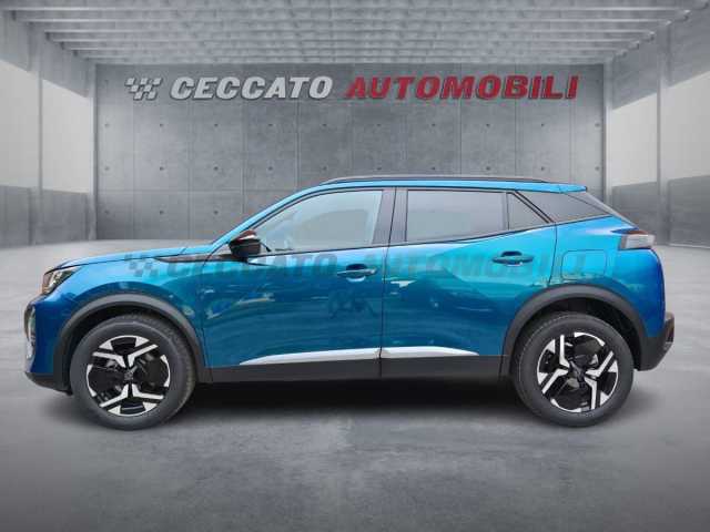 Peugeot 2008 1.2l - blue