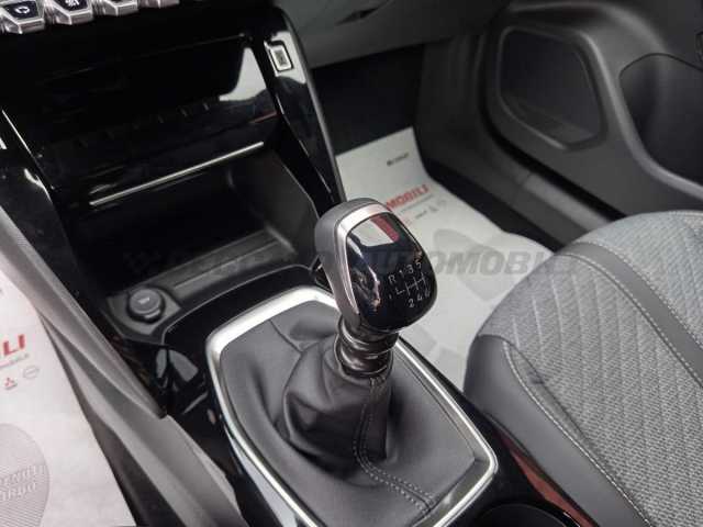 Peugeot 2008 1.2l - grey