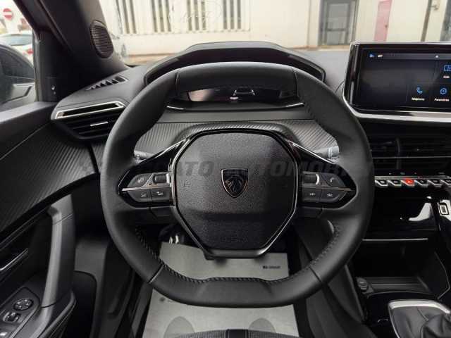 Peugeot 2008 1.2l - grey