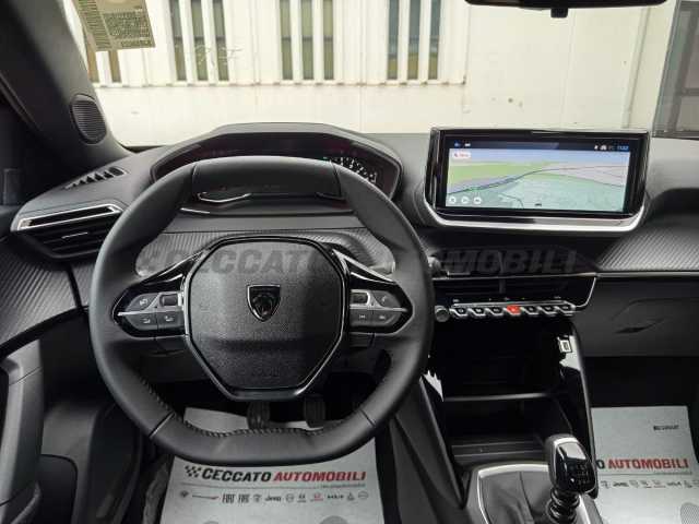 Peugeot 2008 1.2l - black