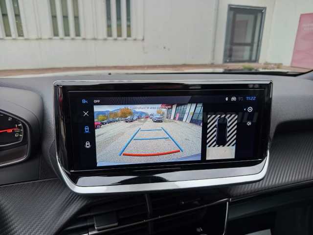 Peugeot 2008 1.2l - black