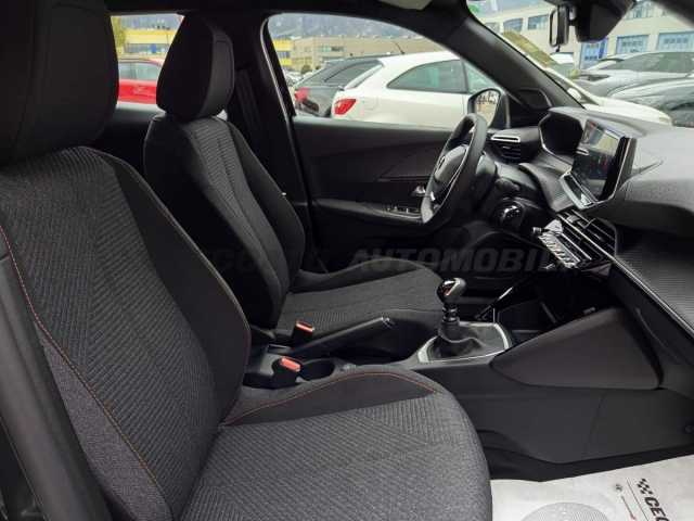 Peugeot 2008 1.2l - black