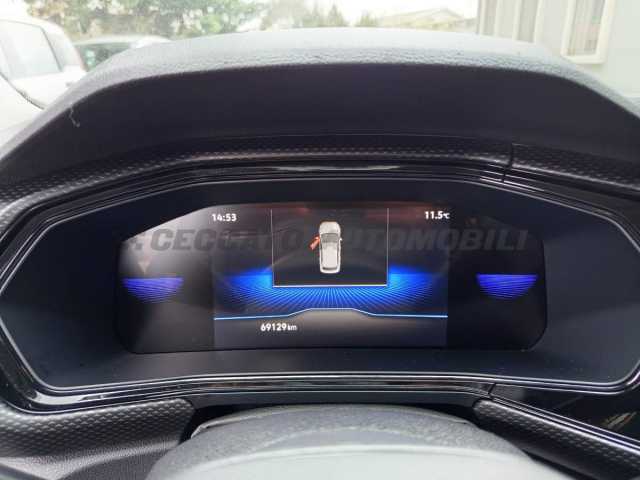 Volkswagen 1.0l - black