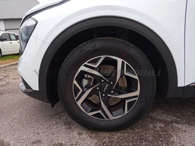 Kia Sportage 1.6l - white