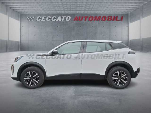 Peugeot 2008 1.2l - white