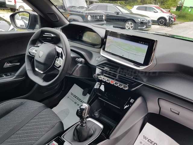 Peugeot 2008 1.2l - blue