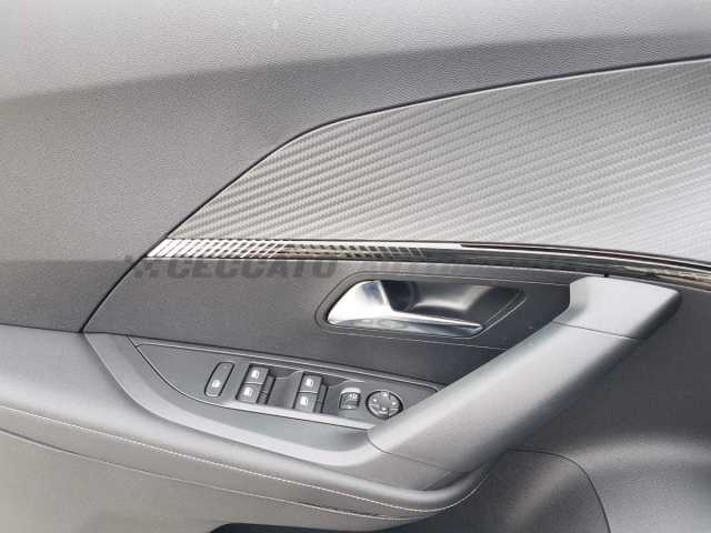 Peugeot 2008 1.2l - blue