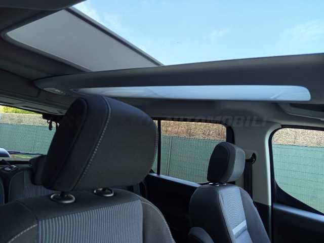 Fiat Doblò 1.5l - black