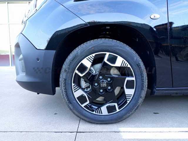 Fiat Doblò 1.5l - black