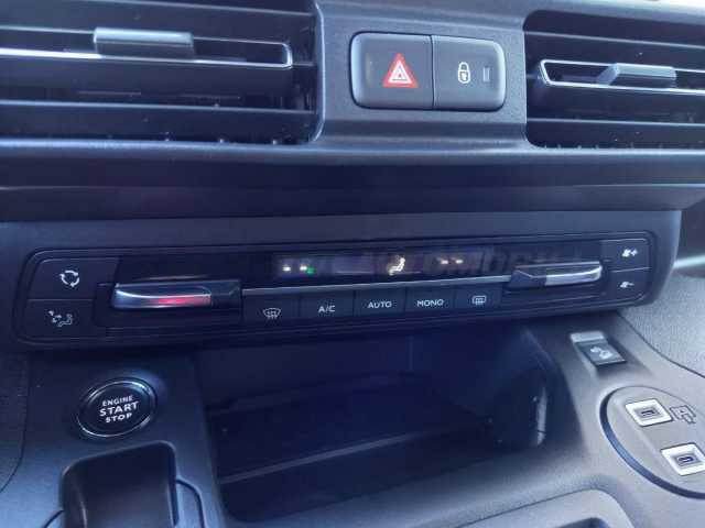 Fiat Doblò 1.5l - green