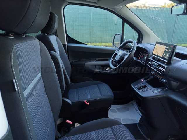 Fiat Doblò 1.5l - green