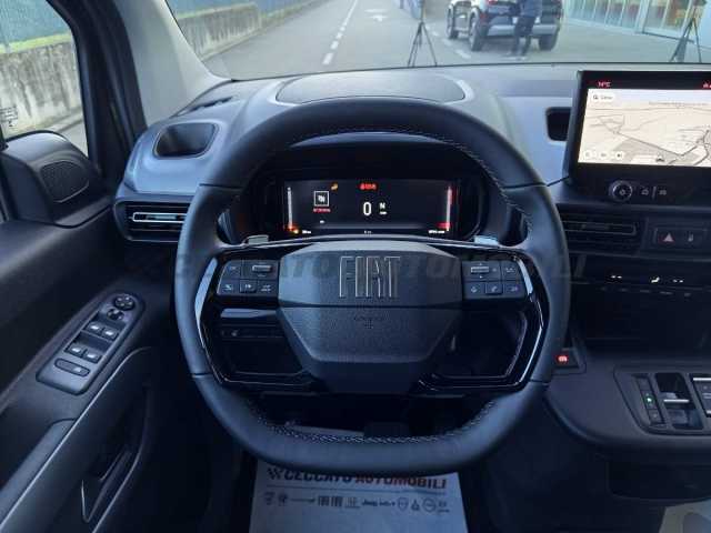 Fiat Doblò 1.5l - green