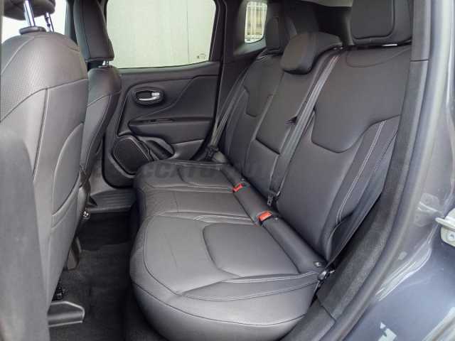 Jeep Renegade 1.5l - grey