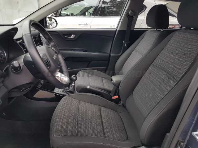 Kia Stonic 1.2l - blue