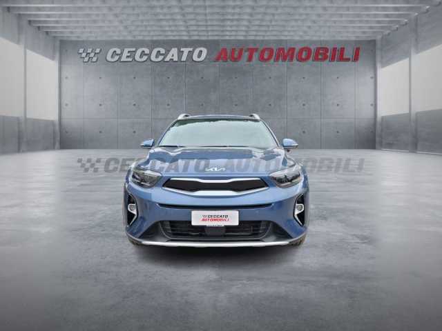 Kia Stonic 1.2l - blue