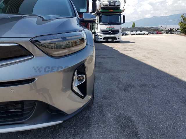 Kia Stonic 1.2l - grey