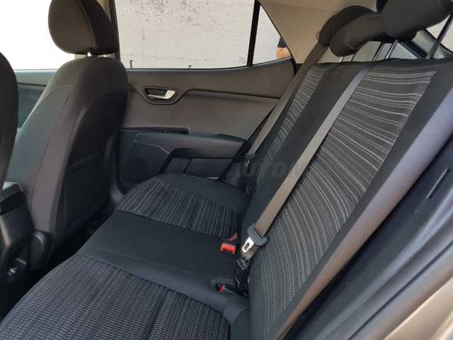 Kia Stonic 1.2l - grey