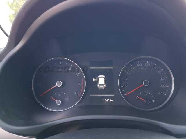 Kia Stonic 1.2l - grey