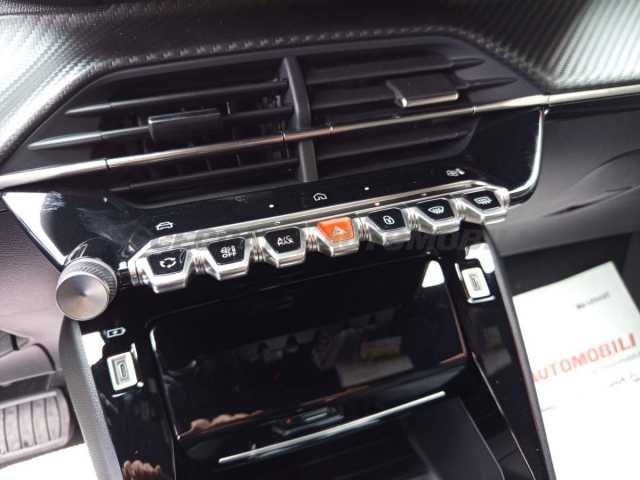 Peugeot 2008 1.2l - grey