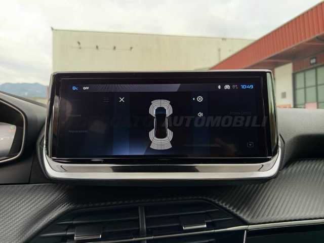 Peugeot 2008 1.2l - black