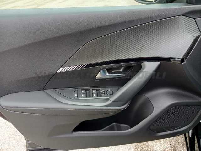 Peugeot 2008 1.2l - black