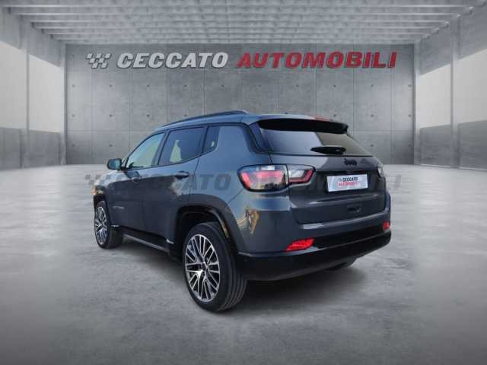 Jeep Compass 1.5l - grey