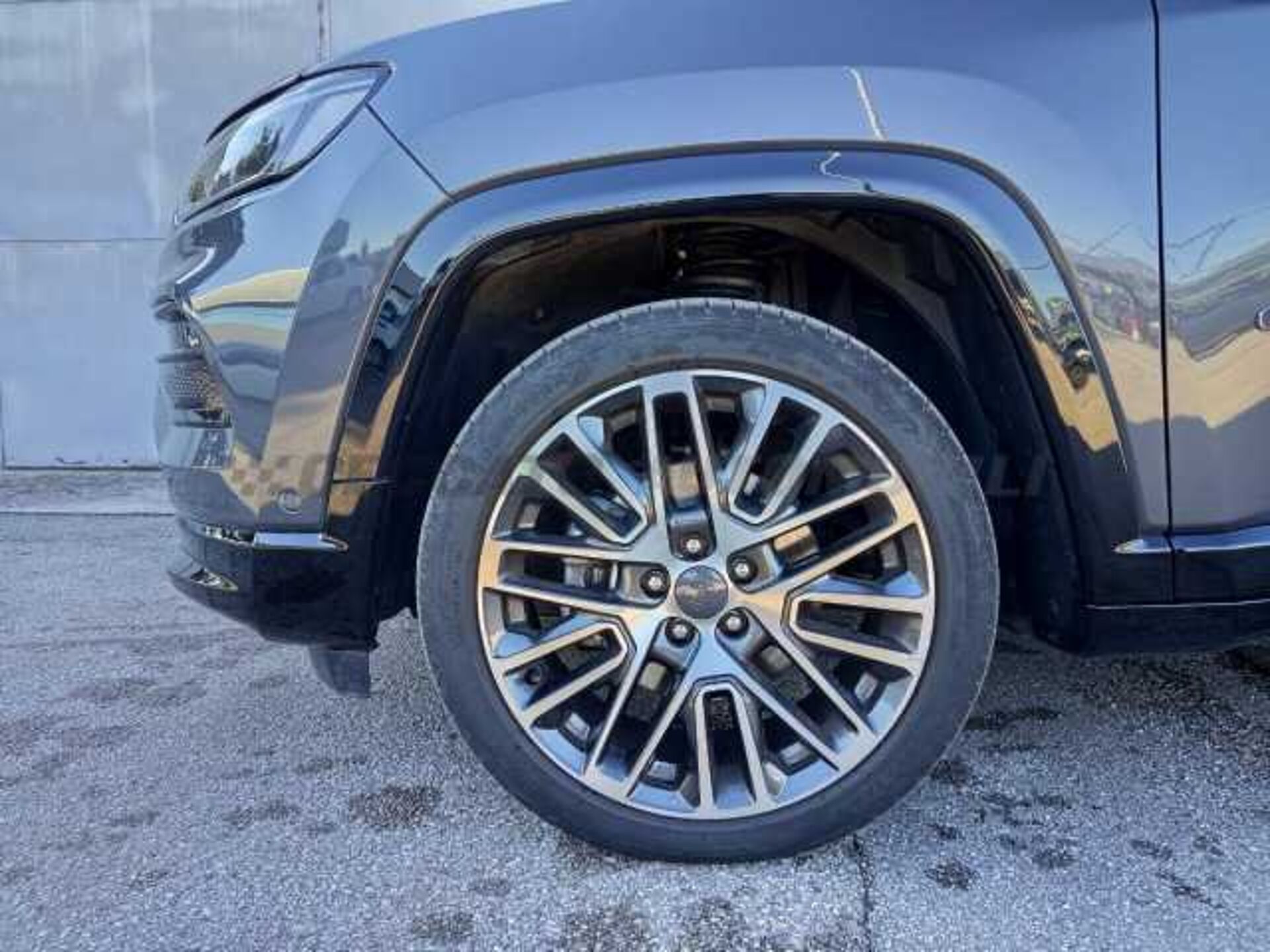 Jeep Compass 1.5l - grey