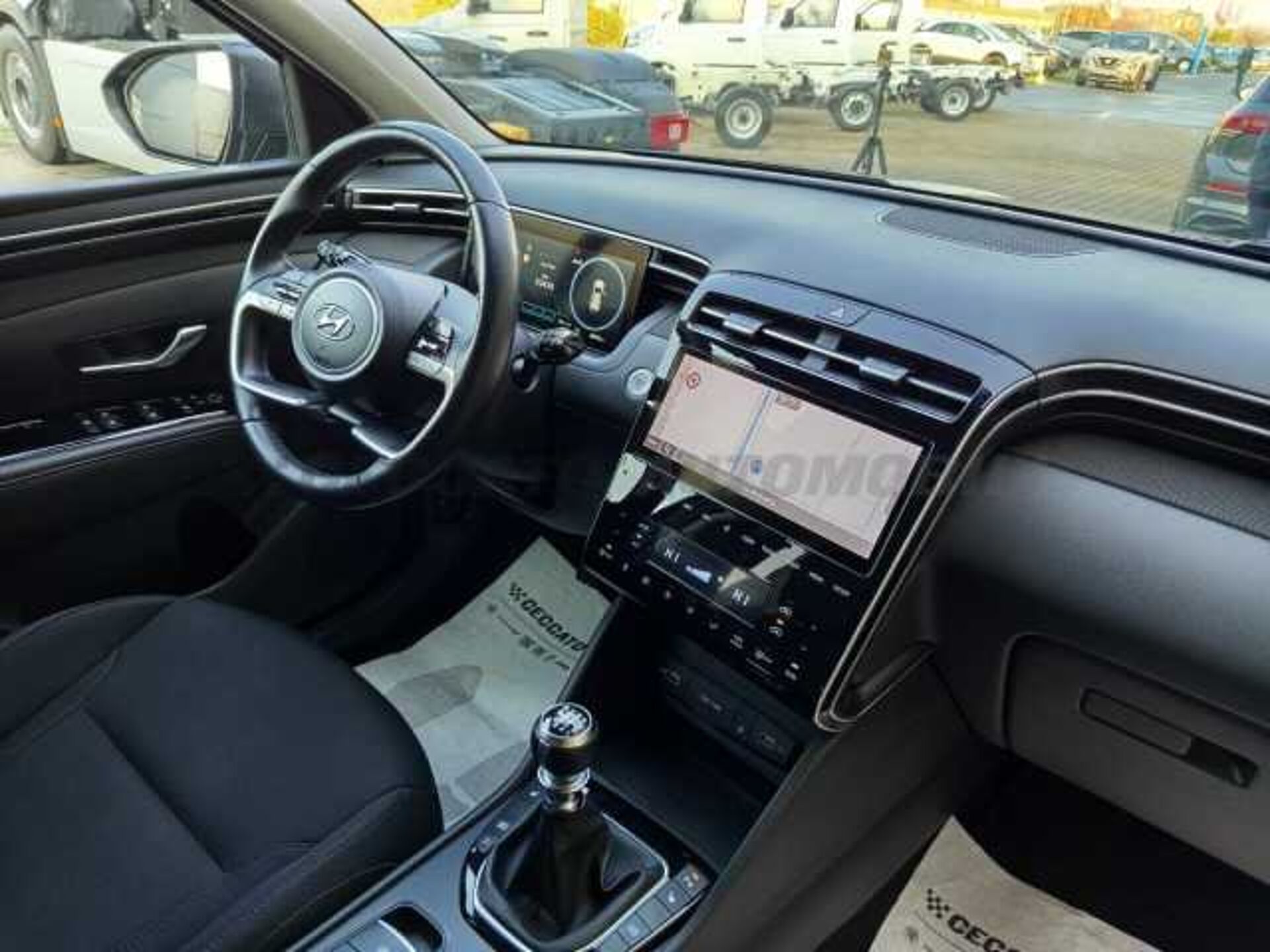 Hyundai TUCSON 1.6l - grey