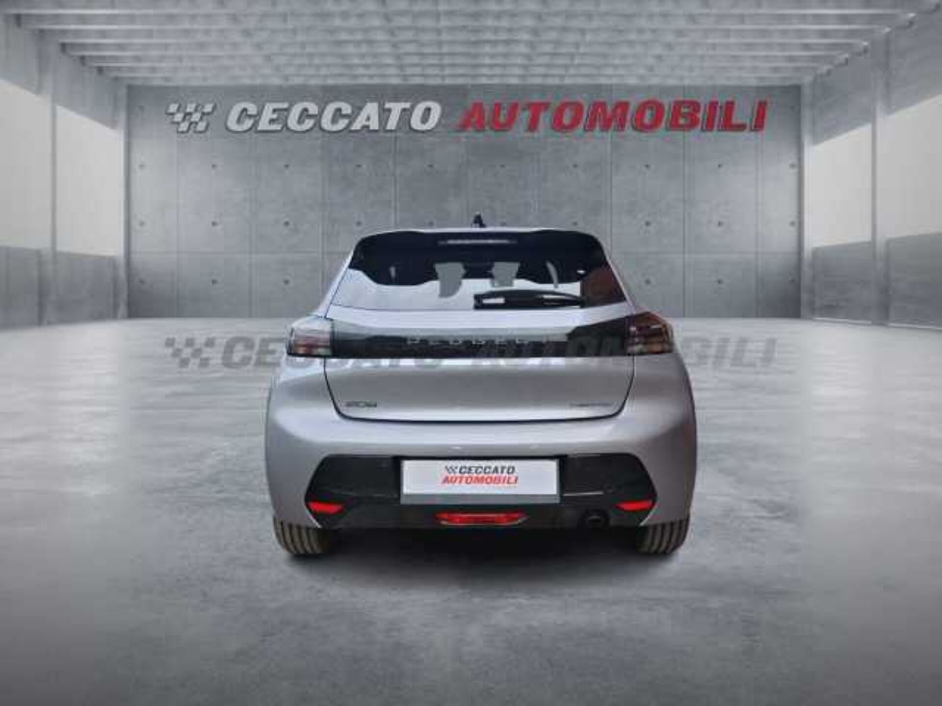 Peugeot 208 1.2l - grey