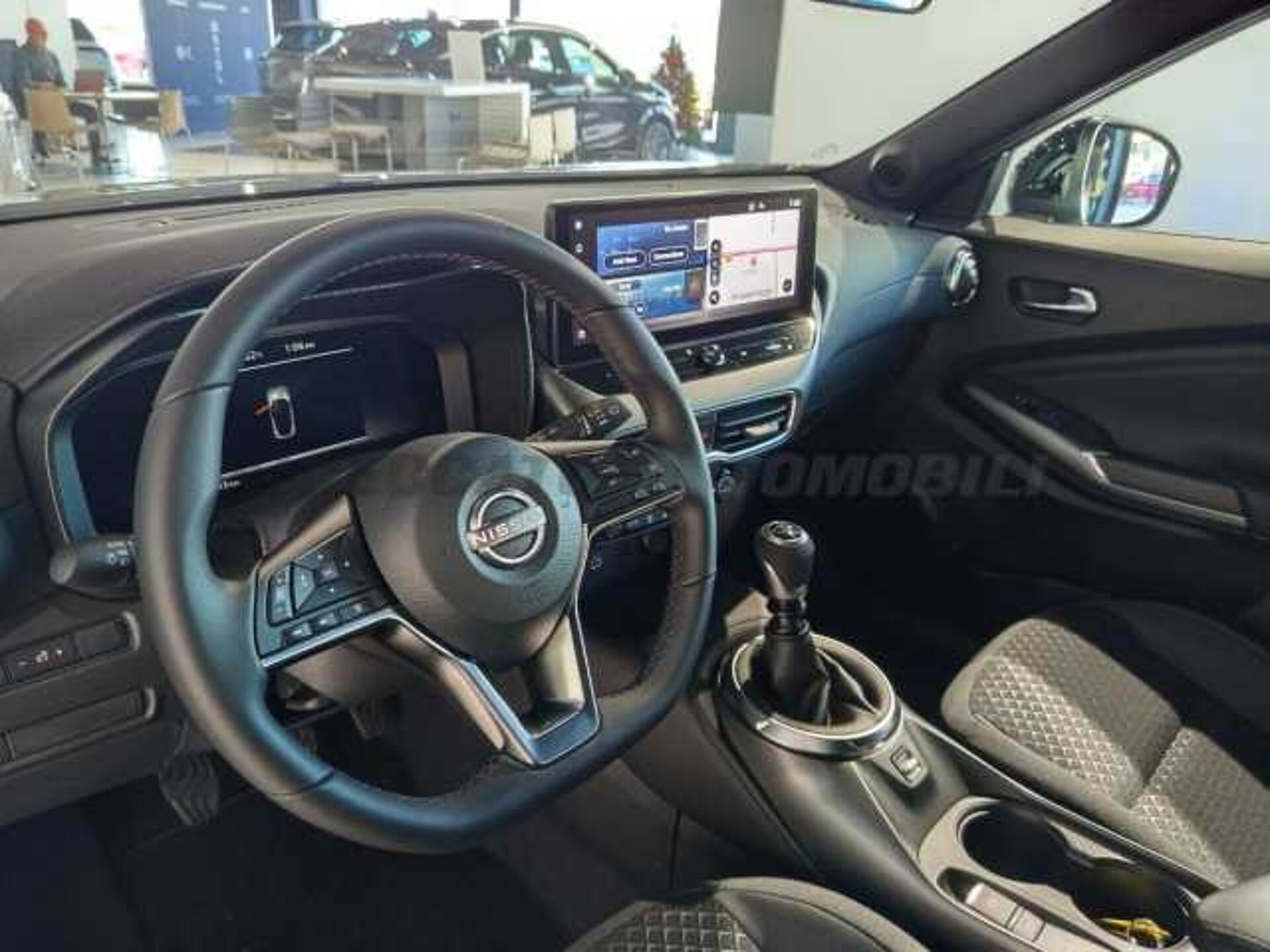 Nissan Nuovo Juke 1.0l - grey