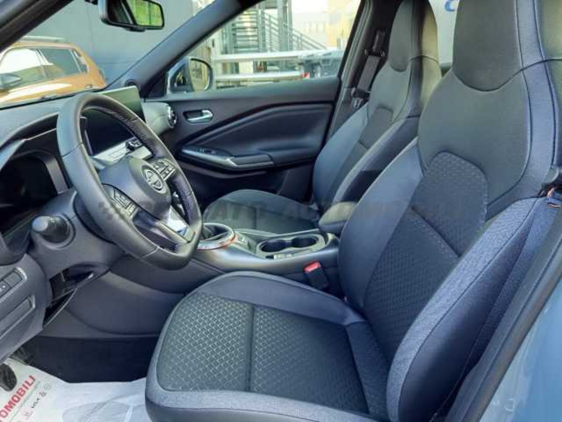 Nissan Nuovo Juke 1.0l - grey