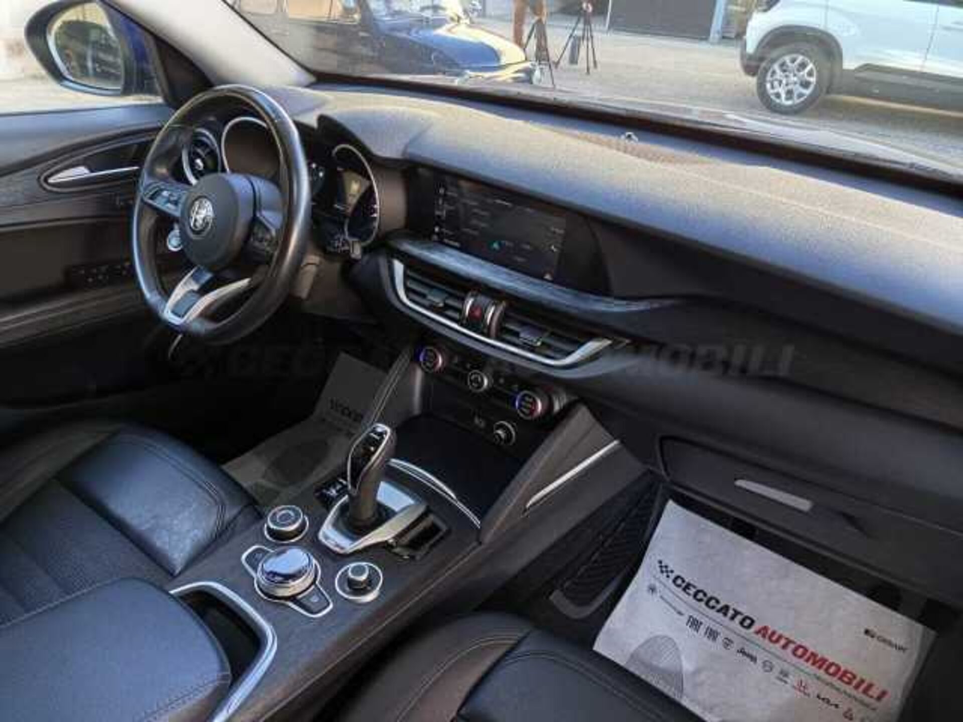 Alfa Romeo Stelvio 2.1l - blue