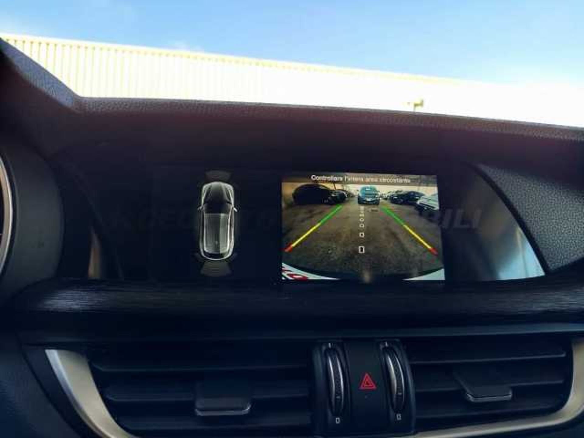 Alfa Romeo Stelvio 2.1l - blue